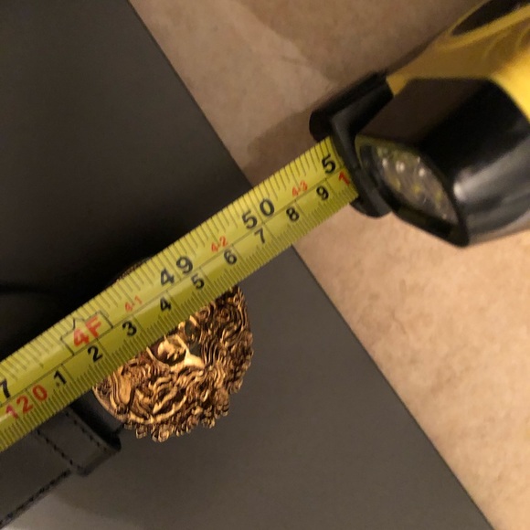 VERSACE - Picture 8 of 13